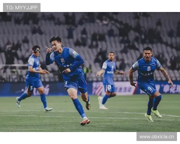 上海申花关键战表现波动问题逐步反映，稳定性面临考验